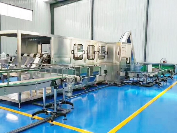 600桶大桶罐裝機